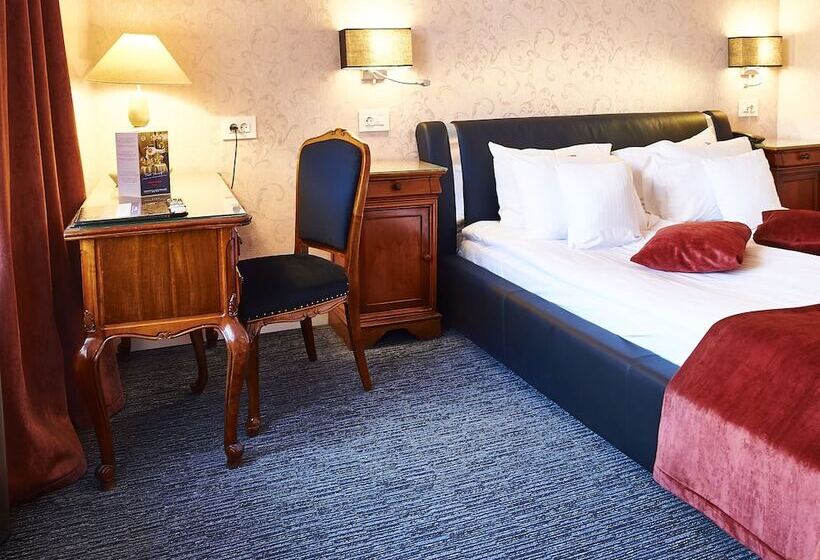 スイート, Continental Forum Tirgu Mures