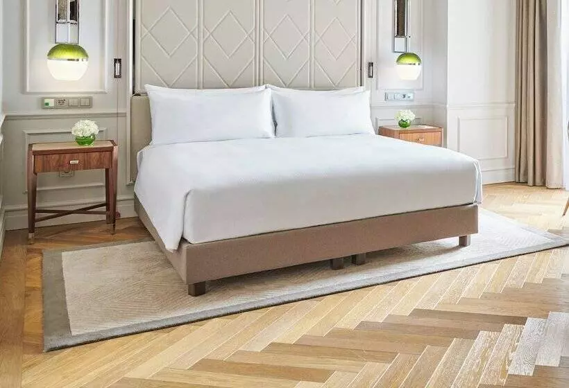 اتاق کلاسیک با تخت دوبل, Intercontinental Athenee Palace Bucharest, An Ihg