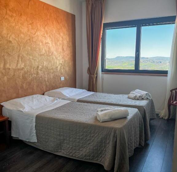 اتاق استاندارد, Joli