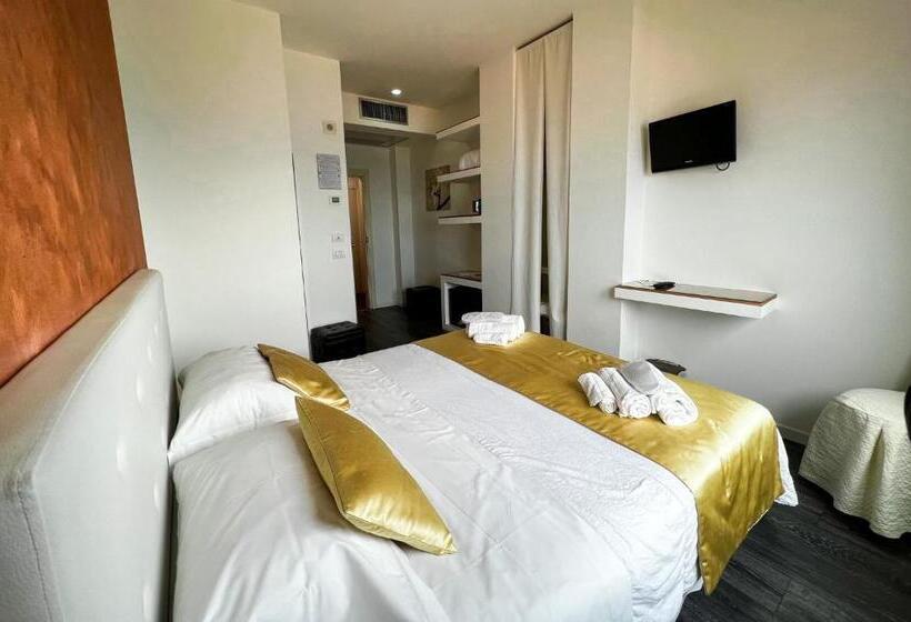 اتاق استاندارد, Joli