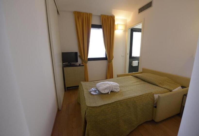 اتاق استاندارد یک نفره, Joli