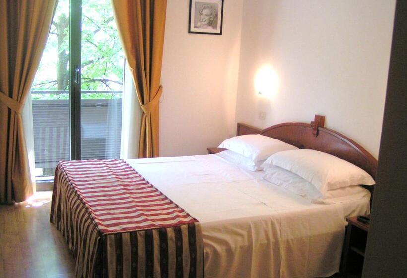 اتاق اکونومی, Joli