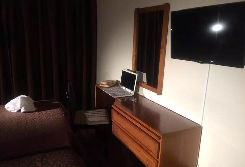 Standardzimmer mit Poolblick, Meia Lua