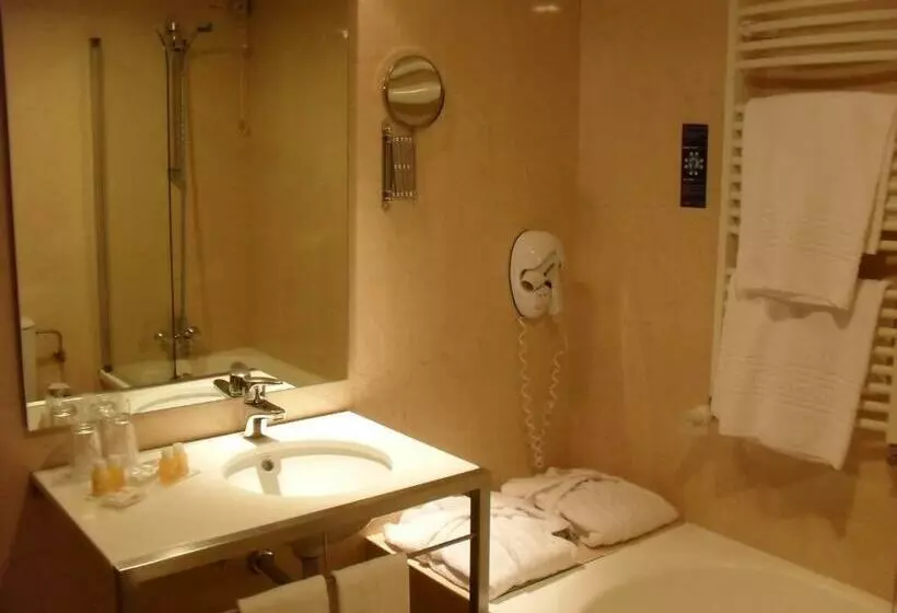 スタンダードトリプルルーム, Santana Hotel & Spa
