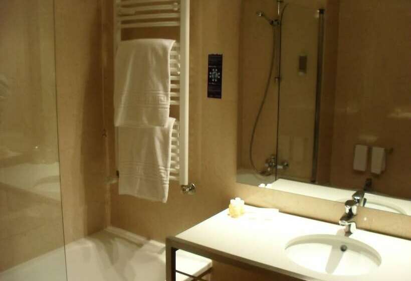 חדר סטנדרט לשלושה, Santana Hotel & Spa