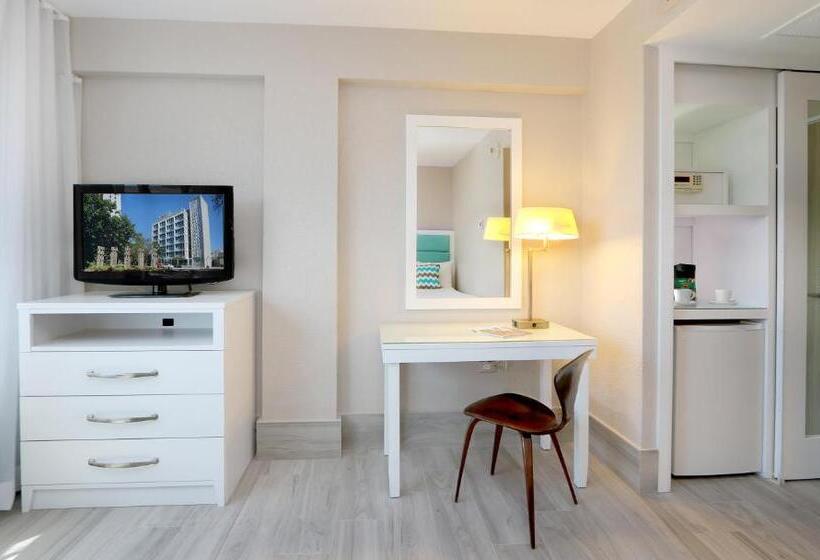 اتاق راحتی, The Wave Hotel At Condado