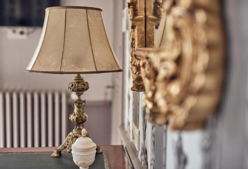 Номер Deluxe Вид на Бассейн, Castel Bois Marie, Maison D Hôtes