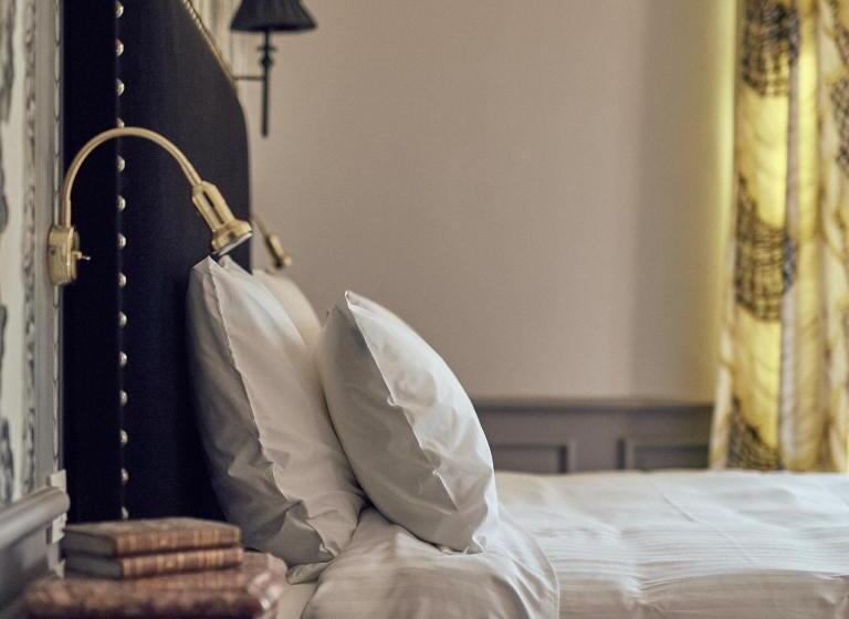 Номер Deluxe Вид на Бассейн, Castel Bois Marie, Maison D Hôtes