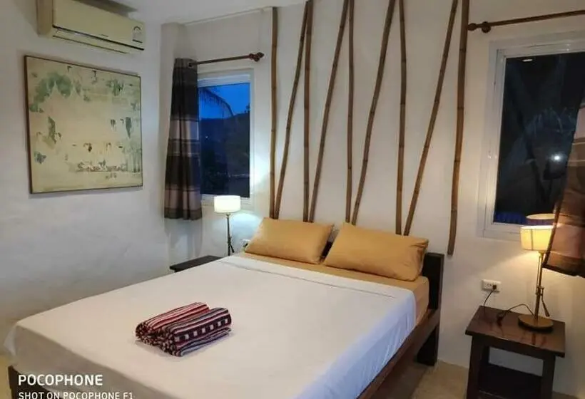 オーシャンビューデラックスルームバルコニー付き, Sairee View Resort