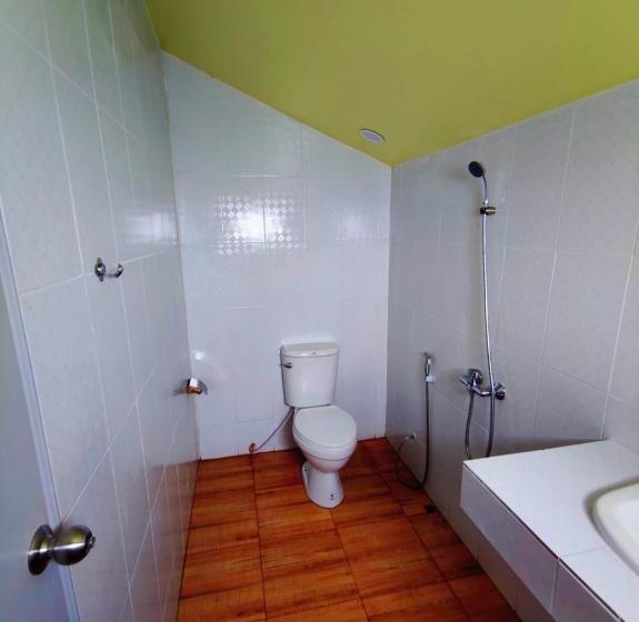 بانگلوی استاندارد با چشم‌انداز دریا, Sairee View Resort