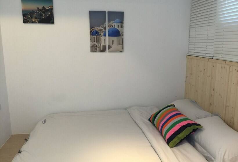 اتاق لوکس چهار تخته, Summerwings