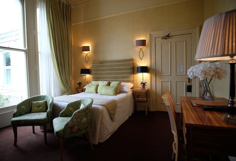 Номер Клуб, Lypiatt House