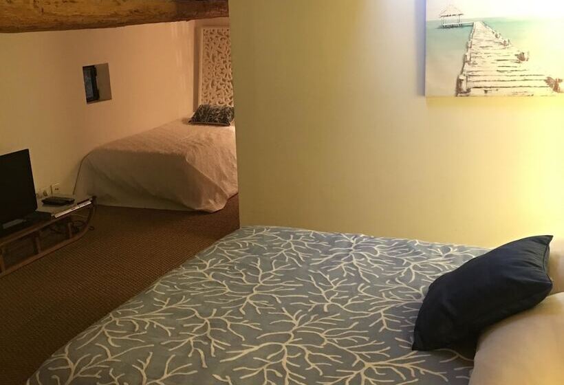 غرفة عائلية حمام مشترك, Lunel Bien être