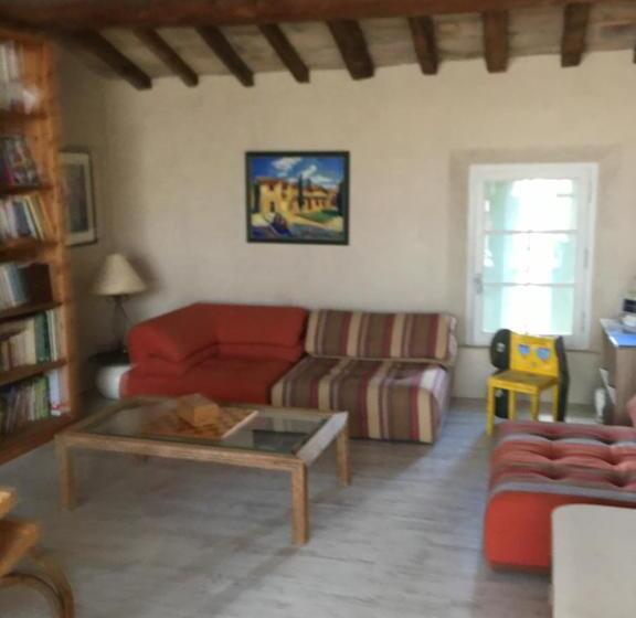 غرفة قياسية ثلاثية حمام مشترك, Lunel Bien être