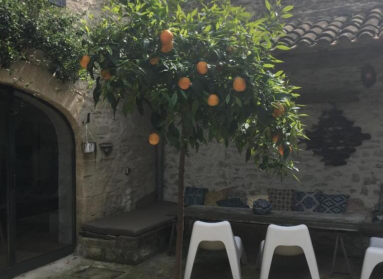 غرفة عائلية حمام مشترك, Lunel Bien être