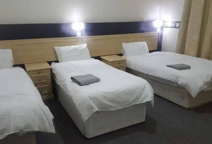 اتاق خانوادگی, Portsmouth Budget Hotels   All Rooms Are En Suite