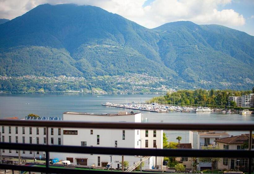 Superior room with lake view, Tertianum Residenza Hotel & Ristorante Al Parco