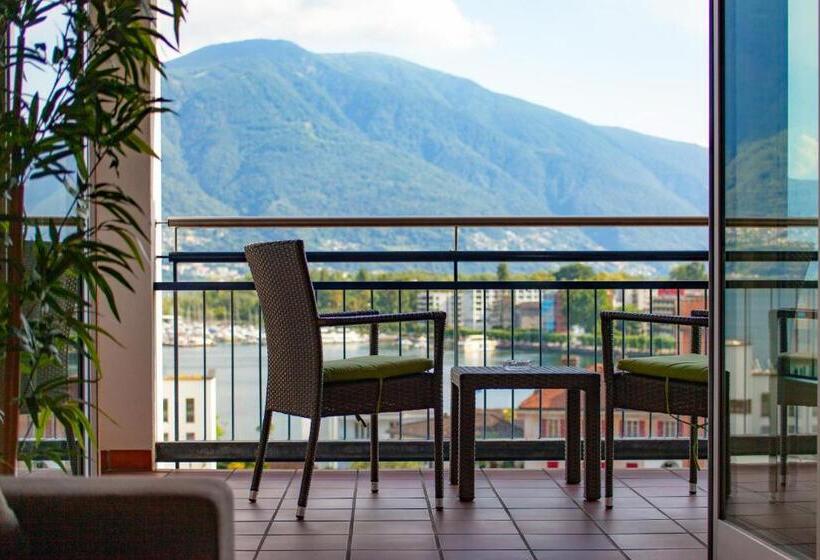 غرفة سوبيريور إطلالة على البحيرة, Tertianum Residenza Hotel & Ristorante Al Parco