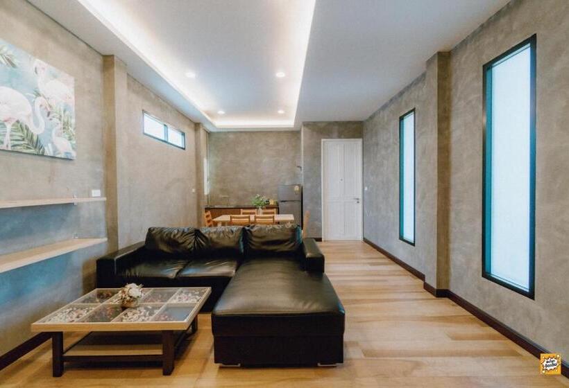 חדר משפחתי נוף לגינה, Blue River Resort