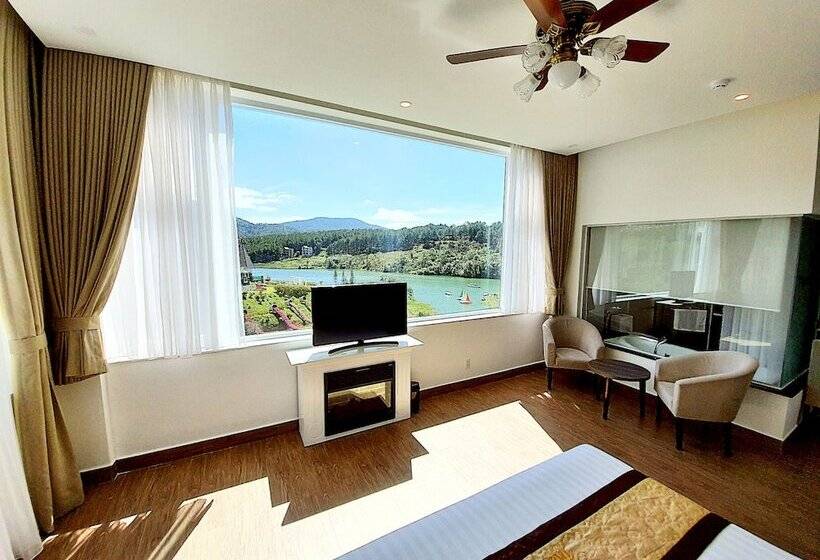 اتاق پریمیوم با چشمانداز دریاچه, Dalat Wonder  Resort