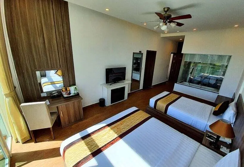 اتاق لوکس سه تخته, Dalat Wonder Resort