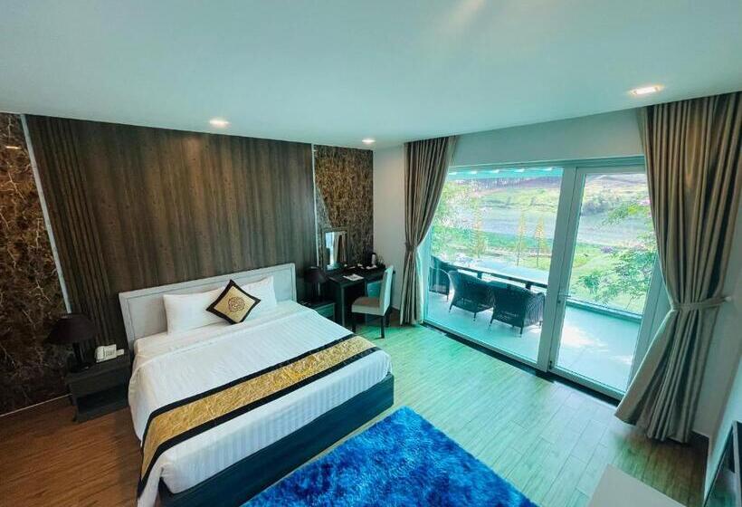 اتاق لوکس با چشمانداز دریاچه, Dalat Wonder  Resort