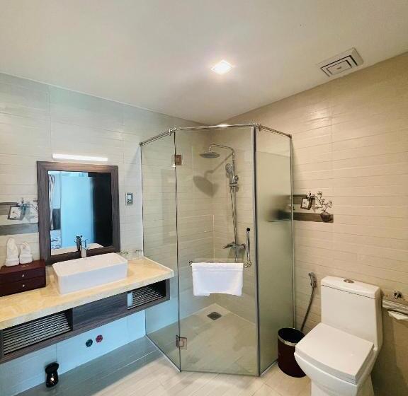 اتاق لوکس با چشمانداز دریاچه, Dalat Wonder  Resort