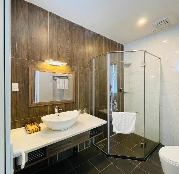 اتاق لوکس سه تخته, Dalat Wonder  Resort