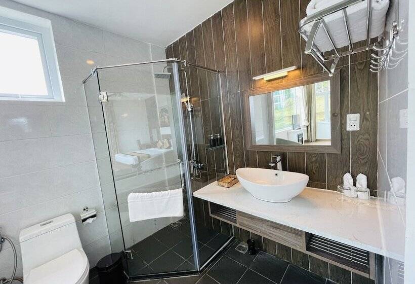 اتاق پریمیوم با چشمانداز دریاچه, Dalat Wonder  Resort
