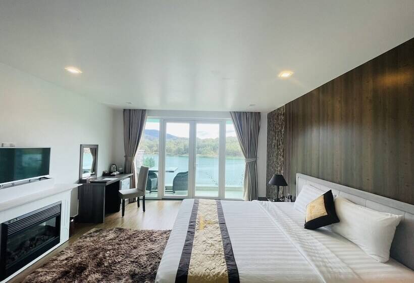 اتاق لوکس با چشمانداز دریاچه, Dalat Wonder  Resort