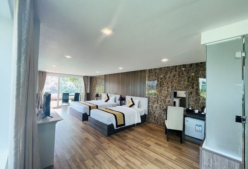 اتاق لوکس سه تخته, Dalat Wonder  Resort