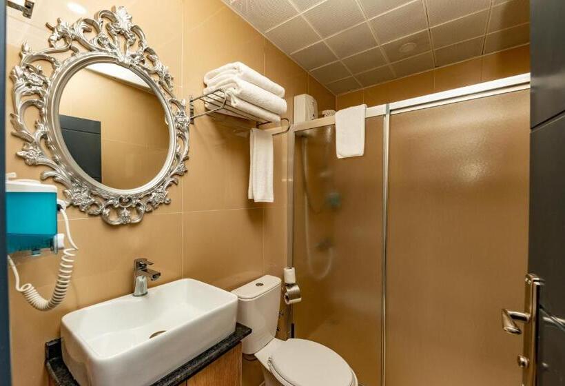 سوییت سوپریور, Linda Expo Palace