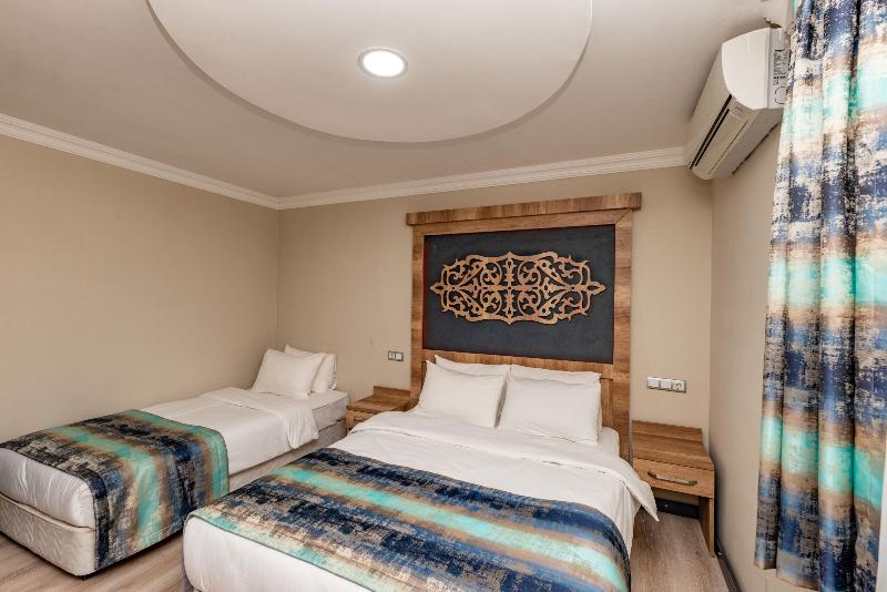 اتاق استاندارد سه نفره, Linda Expo Palace