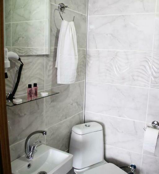 اتاق استاندارد چهار تخته, Marpalace