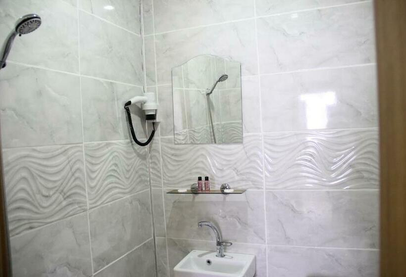 اتاق اکونومی, Marpalace