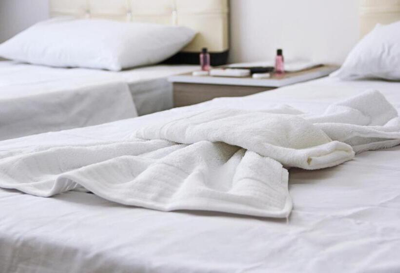 اتاق خانوادگی, Marpalace