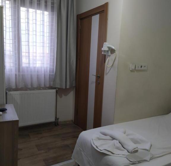 اتاق استاندارد یک نفره, Marpalace