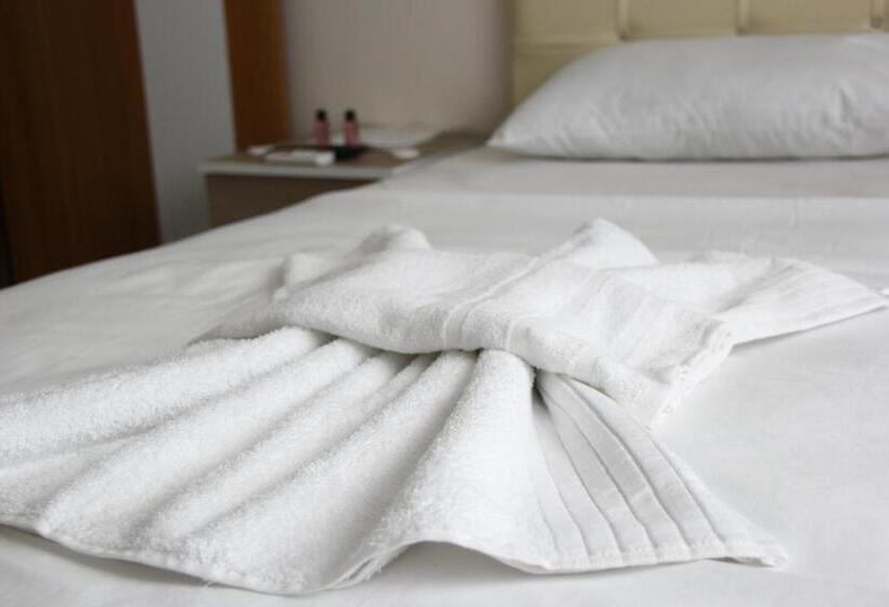 اتاق اکونومی یک تخته, Marpalace