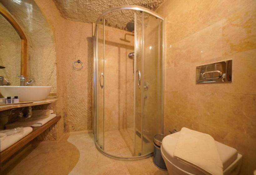 スタンダードルーム, Maya Cave