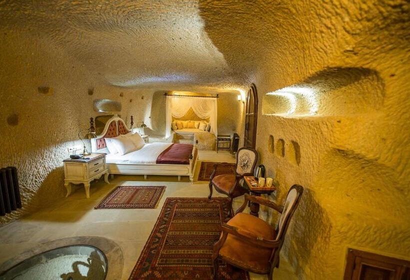 غرفة سوبيريور عائلية, Maya Cave