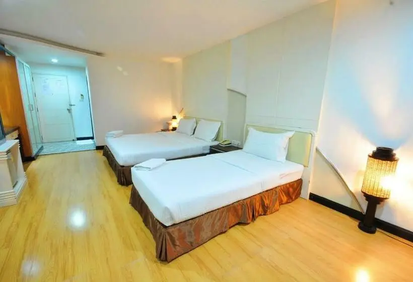 اتاق استاندارد سه نفره, The Great Hotel Hatyai