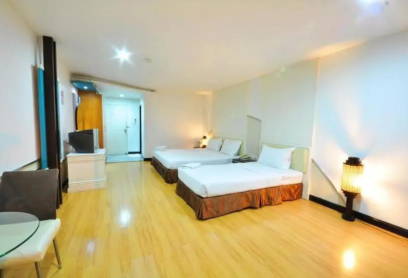 اتاق استاندارد سه نفره, The Great Hotel Hatyai