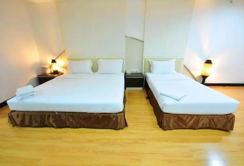 اتاق استاندارد سه نفره, The Great Hotel Hatyai