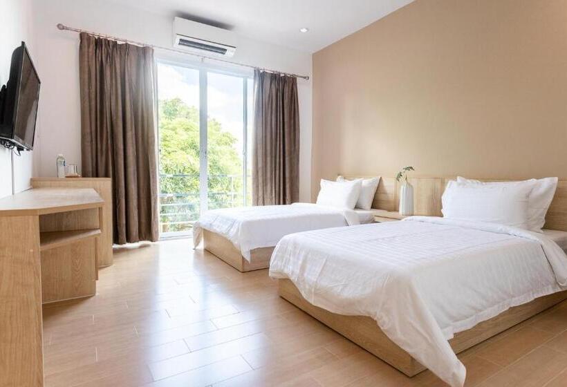 غرفة سوبيريور, O2 Hotel Lopburi