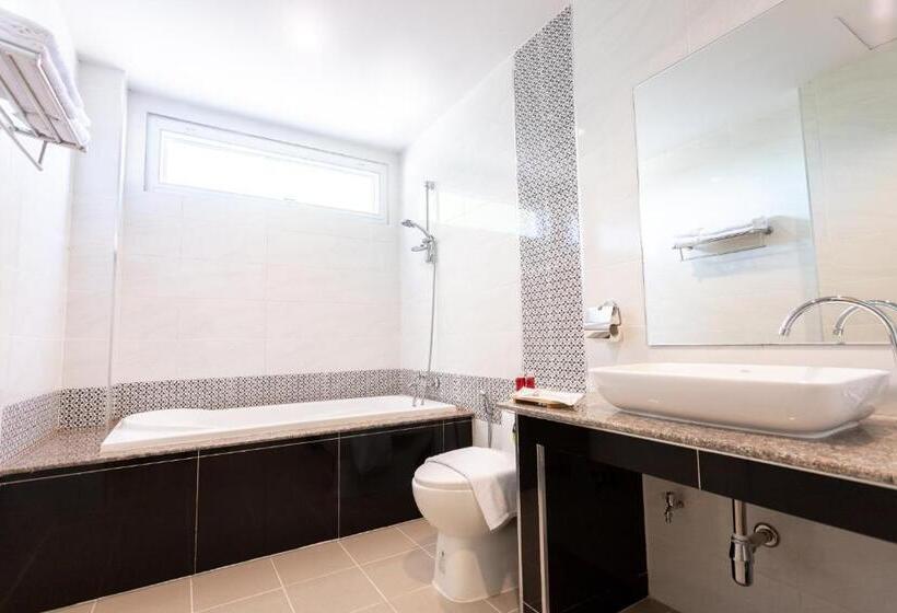 Номер Superior, O2 Hotel Lopburi