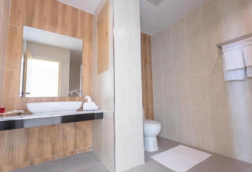 חדר דלוקס, O2 Hotel Lopburi