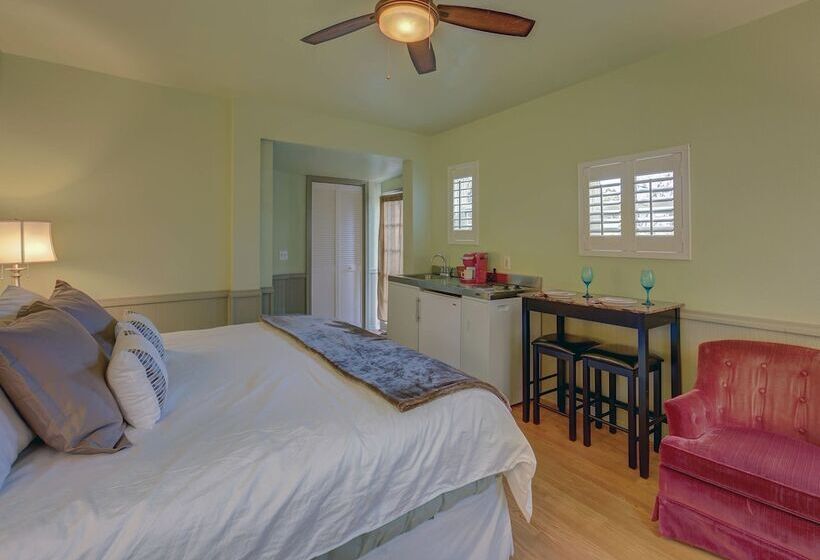 Люкс Повышенной Комфортности, Carlisle Garden Suites