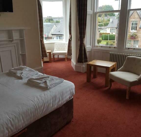 스탠다드 룸, The Station