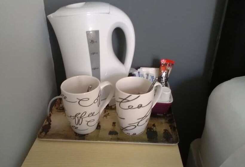 Standardrum, St Hilda Guest House