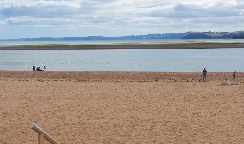 エコノミールーム, Tor Dean Guest House